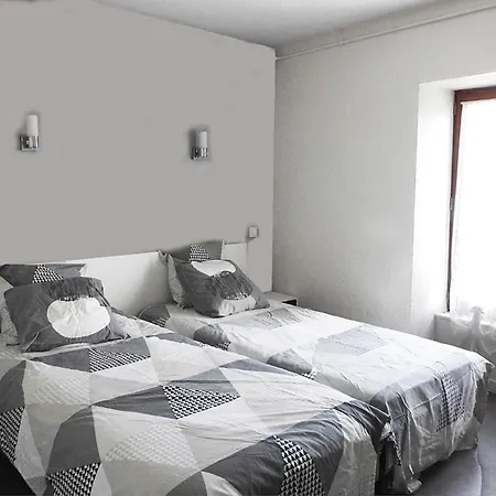 Holiday home Familial A Louroux-de-bouble, Proche Nature, Animaux Admis - Fr-1-489-569 *